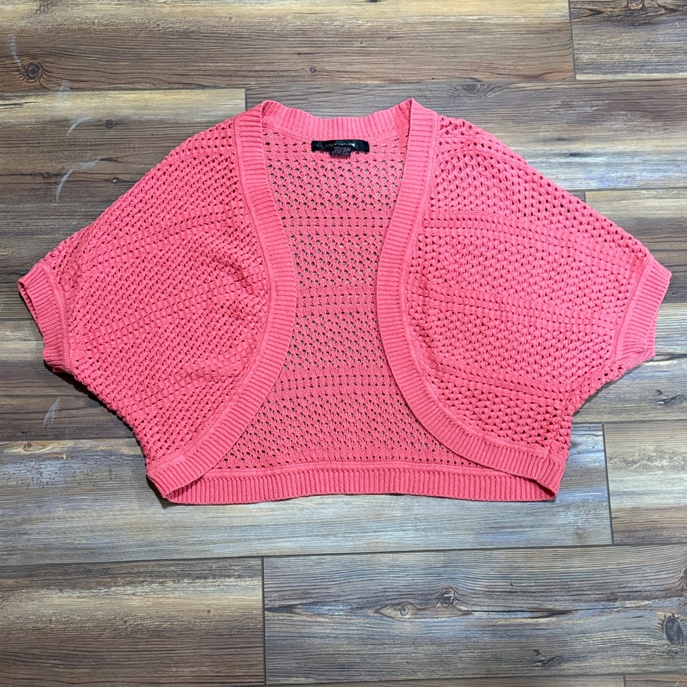 89th & Madison Coral Open-Knit Cropped Shrug
